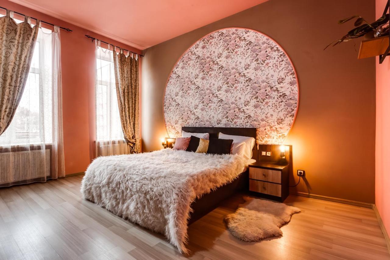 Апартаменти В Центрі Львова Lviv Exteriör bild
