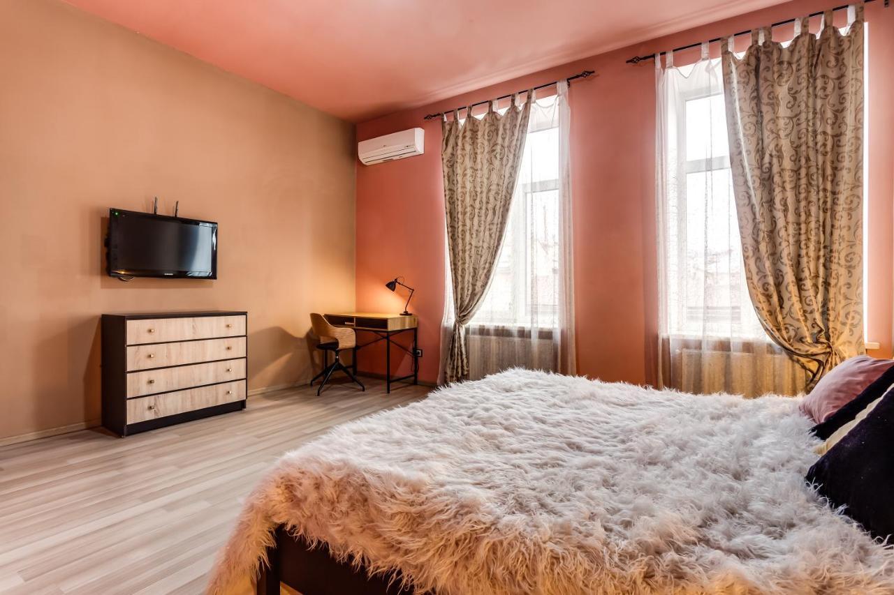 Апартаменти В Центрі Львова Lviv Exteriör bild