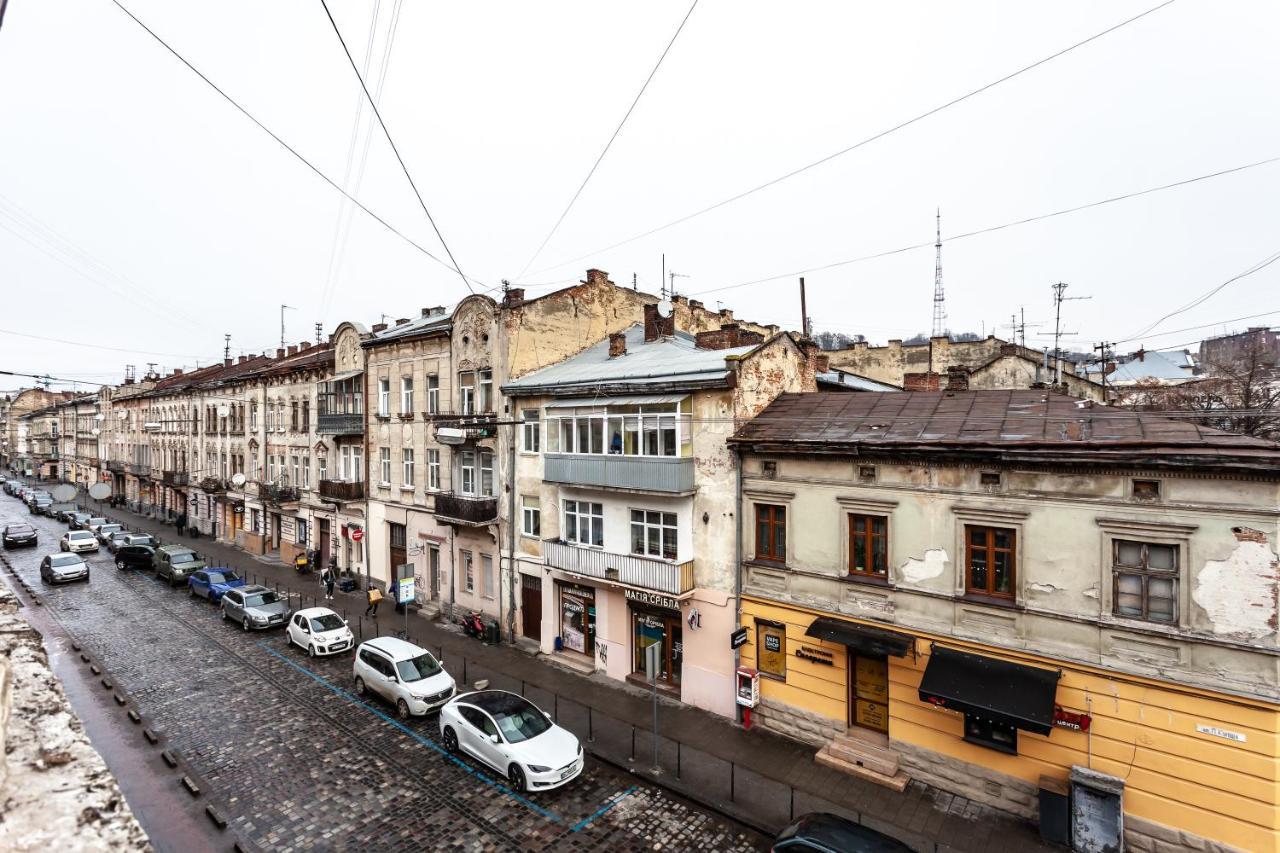 Апартаменти В Центрі Львова Lviv Exteriör bild